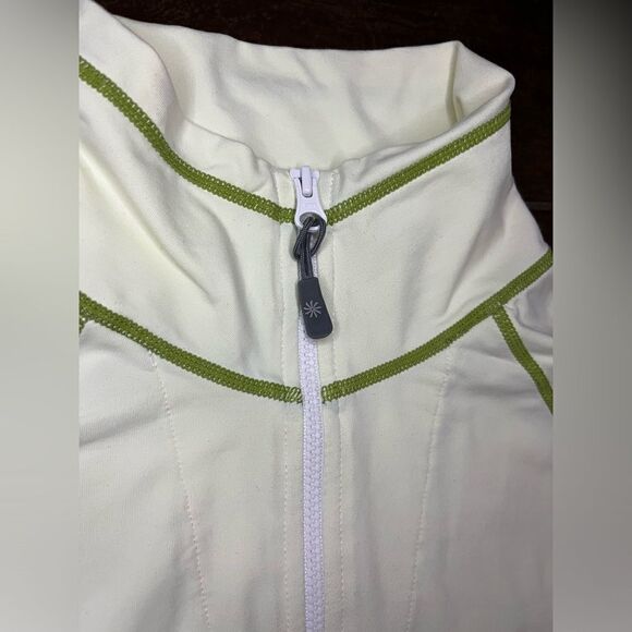 Athleta pale green running 1/4 zip long sleeved shirt sz small - Picture 3 of 8